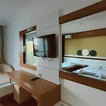 Luca Antalya מלון 4*